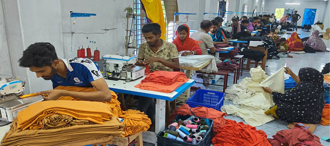 Pabna's hosiery industry in crisis as land exports to India halted